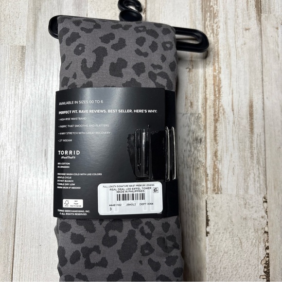 Torrid  Full Length Signature Waist Premium Real Deal Leopard Leggings 3X NWT - Picture 10 of 12